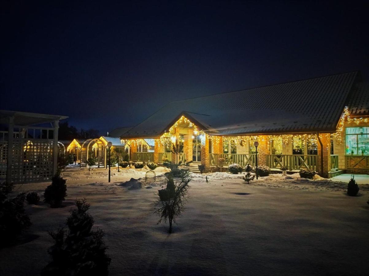 Готельно-Ресторанний Комплекс Прованс Парк Potschajiw Exterior foto
