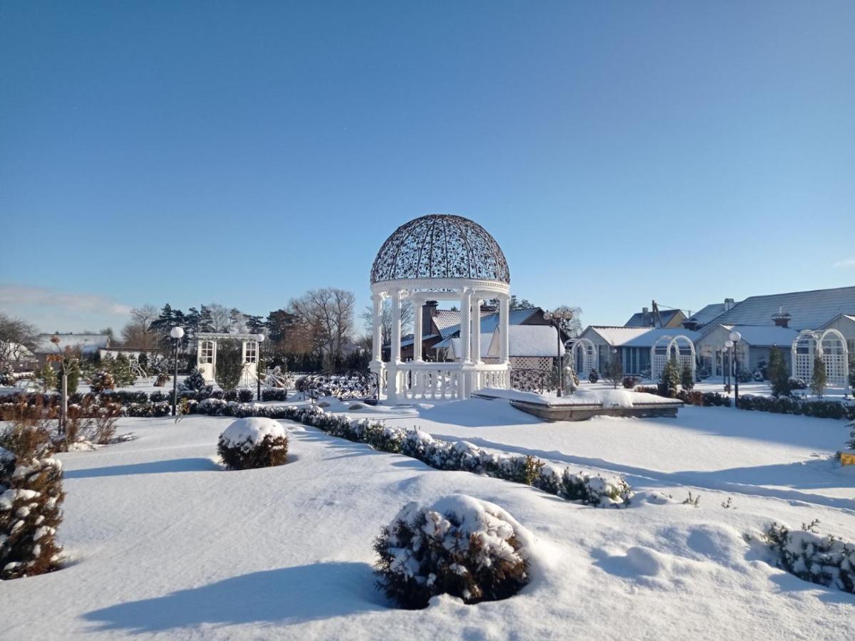 Готельно-Ресторанний Комплекс Прованс Парк Potschajiw Exterior foto